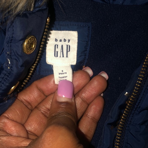 Baby Gap size 3t puffer jacket. - Picture 2 of 3